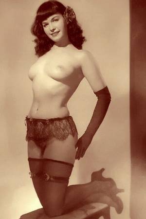 bettie page nude vagina - Bettie Page