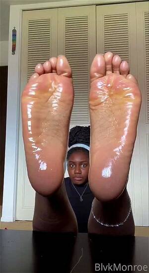 ghetto ebony toes - Watch i love ebony soles - Oily Feet, Ebony Soles, Ebony Porn - SpankBang