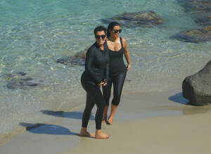 couple walking on beach nude butt - Here's Proof That Kris Jenner Has the Biggest Booty in the  Kardashian-Jenner Clan!