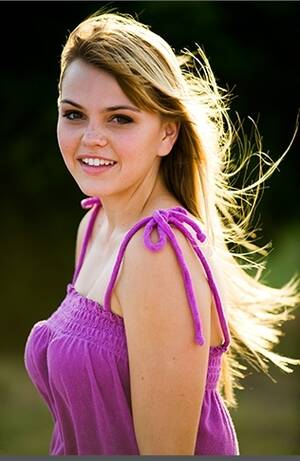 Aimee Teegarden Porn - Prettiest Celebrities ITT | Page 6 | NeoGAF