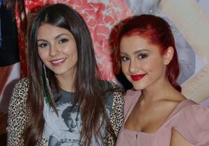 Ariana Grande Victoria Justice Elizabeth Gillies Porn - Are Ariana Grande And Victoria Justice Friends? 'Thank U Next' Snubs Her