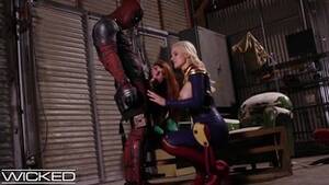 Deadpool And Harley Quinn Porn - RecopilaciÃ³n de lo mejor de Wicked Parodies - Harley Quinn, Deadpool,  Guerra de las Galaxias | CosXplay.com