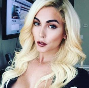 Hair Dark Eyebrows Bleach Blonde Porn - Bleach Blonde. Bleach Blonde HairDark RootsBlondesPorn