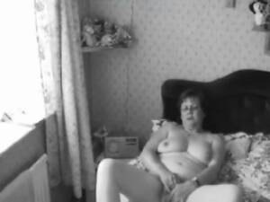 naked old moms spy cam - Naked Old Moms Spy Cam | Sex Pictures Pass