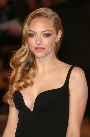 Brunette Porn Star Amanda Seyfried - Amanda Seyfried playing porn star