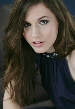 Erin Sanders Zoey 101 Porn - 