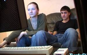 amateur russian teen couple - Amateur Russian teen couple fucks after watching porn - Biguz.net