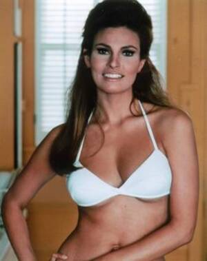 Fucking Raquel Welch Porn - fakes - HecklerSpray