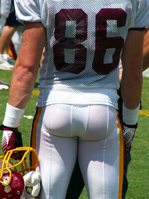 American Football Pants Porn - Fuck Me, Football Jock! Tumblr Porn