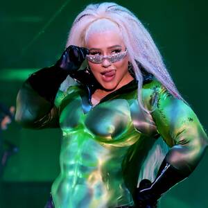 christina agulera xxx toons - Christina Aguilera Wears Hulk Outfit With Strap-on Dildo at L.A. Pride