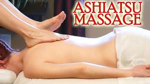 bare foot massage - Back Massage Using Feet! Ashiatsu Barefoot Deep Tissue Massage Techniques -  YouTube