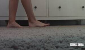 barefoot voyeur - Barefoot Voyeur Free Videos