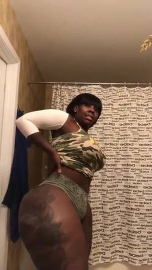 Big Booty Ebony Thick - Ebony big thick ass - ThisVid.com