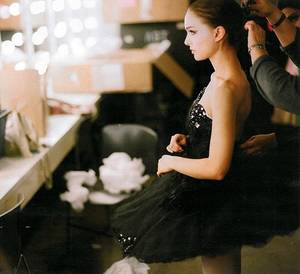 Aria Alexander Dpchallenge - Black Swan