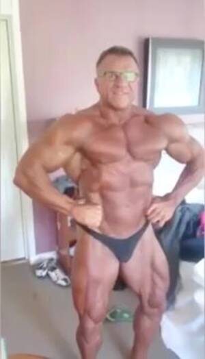 mature bodybuilder - Mature Bodybuilder - ThisVid.com