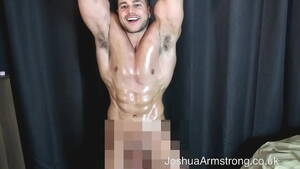 hot muscle guys - Sexy muscle guy fucks - XVIDEOS.COM