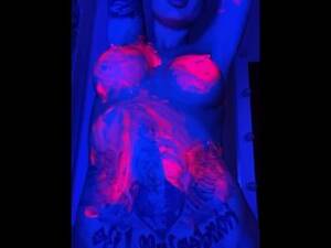 Glow Body Paint Porn - Free Neon Paint Porn | PornKai.com