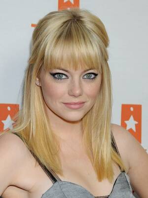 Emma Stone Bangs Porns - Jennifer Lawrence and Emma Stone Are the Quintessential Hollywood BFFs