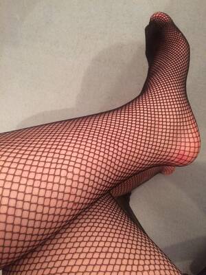 Fishnet Foot Porn - F] Anyone for fishnet feet? Porn Pic - EPORNER