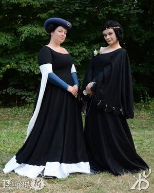 15th Century Porn - The Reenactor's Porn : Photo (it's my favorite Duc de Berry dress! Black and