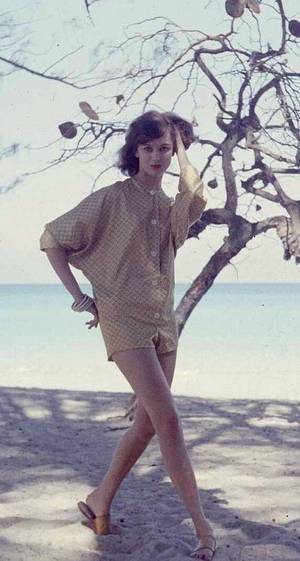 1940s Cuban Porn - 1958 Beach Fashions Havana, Cuba, photo by Gordon Parks,