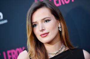 Cheerleader Bella Thorne Porn - Bella Thorne Posts Nude Photos After Threats From Alleged Hacker |  Billboard â€“ Billboard