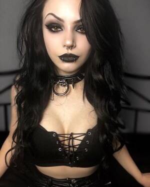 Dark Gothic Girl Porn - The Beauty Of Goth Photo Gallery - EPORNER | leht.ru