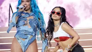 Becky G Ass Porn - Karol G y Becky G lanzan tema lleno de indirectas con la frase Â«Rata de dos  patasÂ» â€“ Alinstante RD