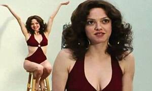 70s Porn Linda Lovelace - Sneak peek at Amanda Seyfried's portrayal of 70s porn star Linda Lovelace  in brand new clip | Daily Mail Online