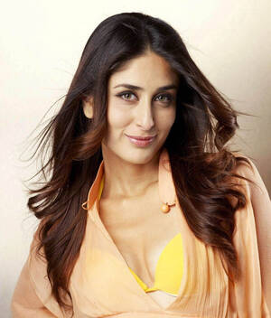 Kareena Kapoor Fuck Porn - Kareena Kapoor Hot Latest Wallpapers - BOLLYWOOD MOVIES LIST