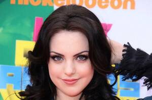 Elizabeth Gillies Porn Captions - Foodista | Elizabeth Gillies Talks Maintaining a Vegan Diet