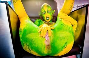 Green Body Paint Pussy - Pussy Paint Porn Pics & XXX Photos - LamaLinks.com