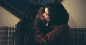 Alyson Hannigan Lesbian - Evolution Of Gay Kisses On TV - Shows That Broke Ground