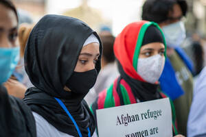 Afghanistan Afghan Women Sex - Impaired State, Ruptured Lives: Afghan Refugee Women in the EU â€“ EuropeNow