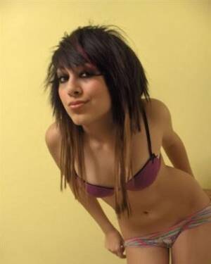 Emo Thong Porn - Naked Emo Girls Porn Pics - PICTOA