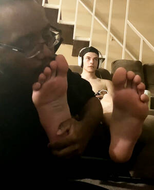 licking cum toes tumblr - Size 18 US big feet worship, lick and suck - ThisVid.com