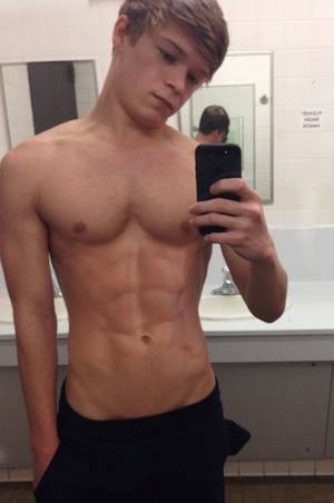 hot guy - Sexy Selfie male blonde abs v twink