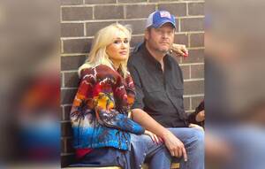 Gwen Stafani Porn - Blake Shelton Admits He & Gwen Stefani Watch Porn