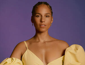 Alicia Keys Sex Porn - Gwyneth Paltrow x Alicia Keys: Allowing the Process to Unfold | goop