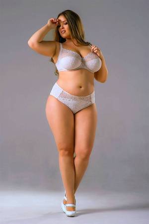 fat victoria secret models nude - curvy model Viktoria Manas â€“ Victoria's Secret Plus Size Model