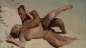 italian beach sex - Italian fucking in Spanish beach - Porn300.com