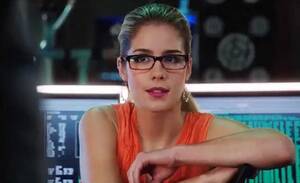 Felicity Smoak Cw Porn - Invisible Bi Characters â€” Character: Felicity Smoak Appears in: Arrow, CW...