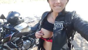 Moto Girl Mature Porn - French Teen Motorcycle Exhibition - Motarde FranÃ§aise Montre Ses Seins -  Pornhub.com