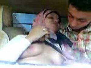 arab sex in car - Arab Couple In Car - NonkTube.com