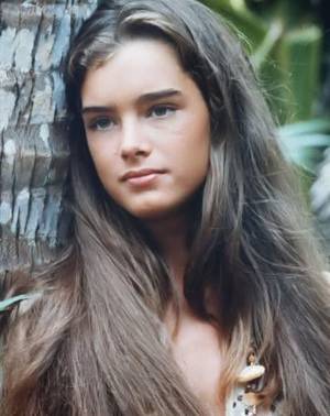 brown haired hoe brooke - Brooke Shields