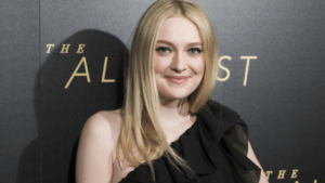 Dakota Fanning Porn Facial - Dakota Fanning Wears Christian Louboutin & Dior Shoes in One Day â€“ Footwear  News