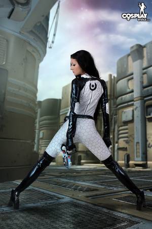 Mass Effect 2 Cosplay Porn - 