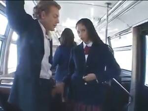 Girls Bus Sex - Prohibited sex with a schoolgirl in the bus - Pornjam.com