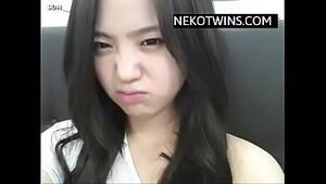 korean girl masturbate - Korean Girl masturbates in Shower - NekoTwins.com - XVIDEOS.COM