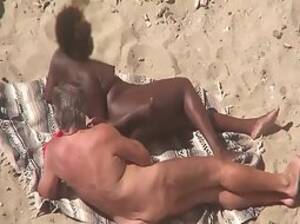 mature interracial sex beach - Spying on interracial beach sex - Voyeurs HD